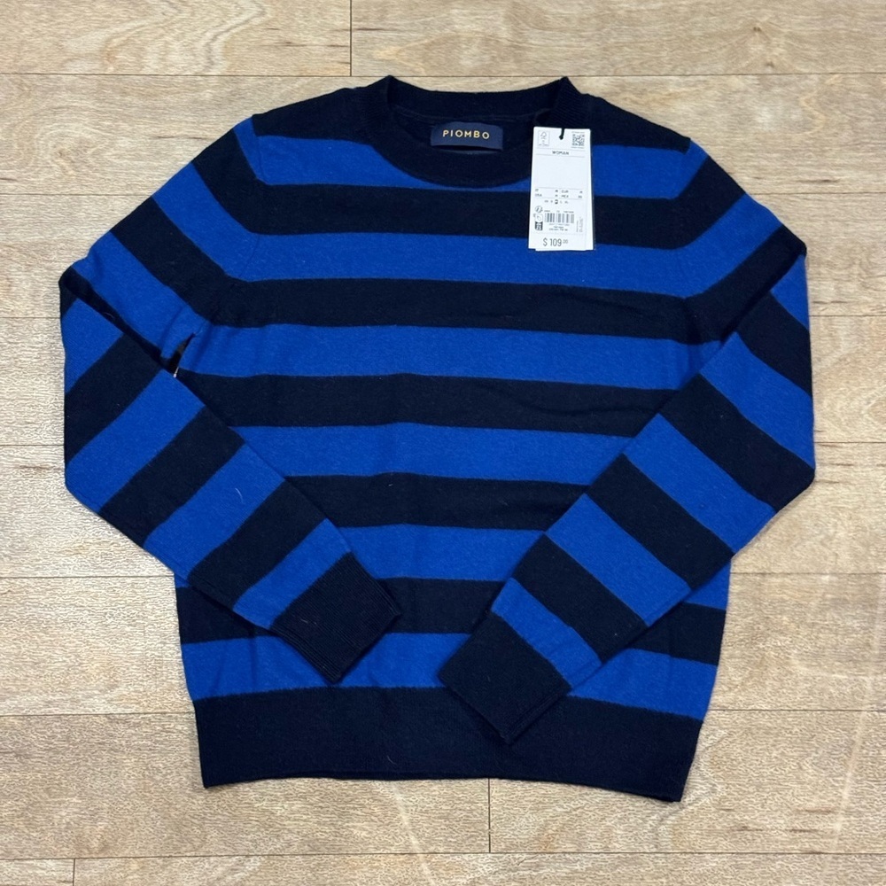NWT Piombo Stripped Sweater 100% Wool Size Medium Blue and Black